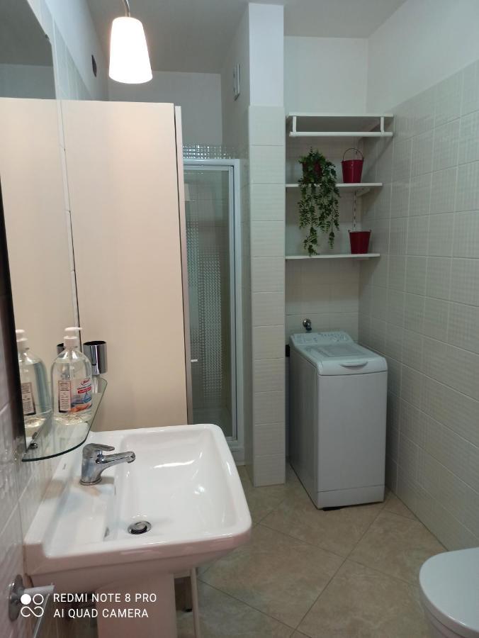 Ferienwohnung Fara One Bari Exterior foto